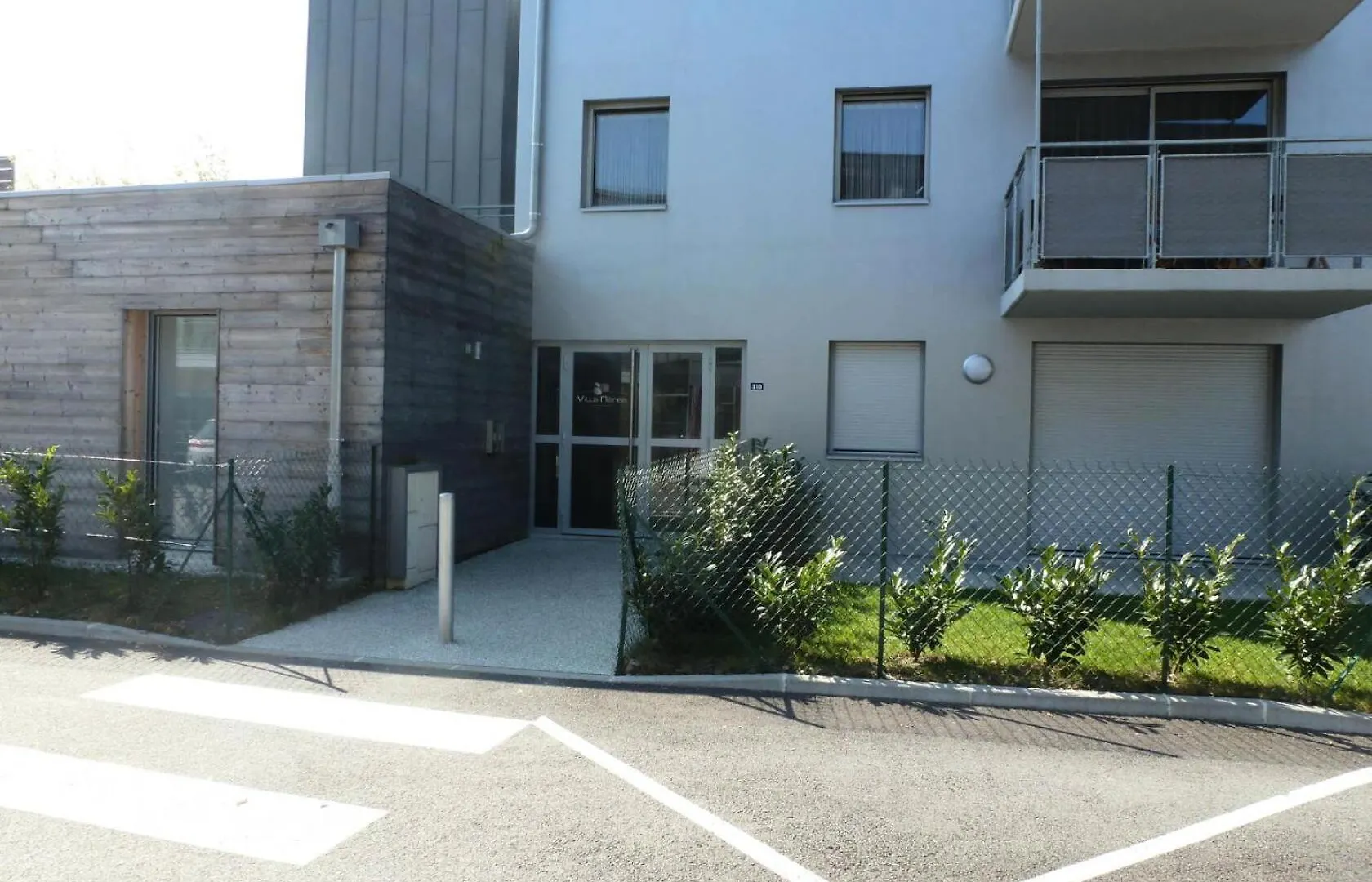 Residence Villa Neree - Tres Fonctionnel, Bien Agence, Au Bord Du Lac ! Mae-6404 Aix-les-Bains 0*,